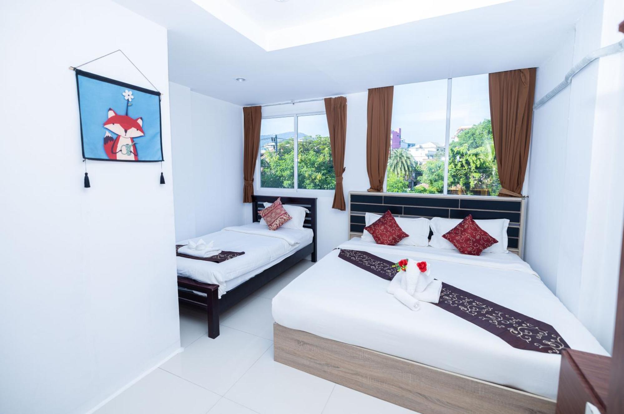Happy 99 Guest House Patong Bagian luar foto