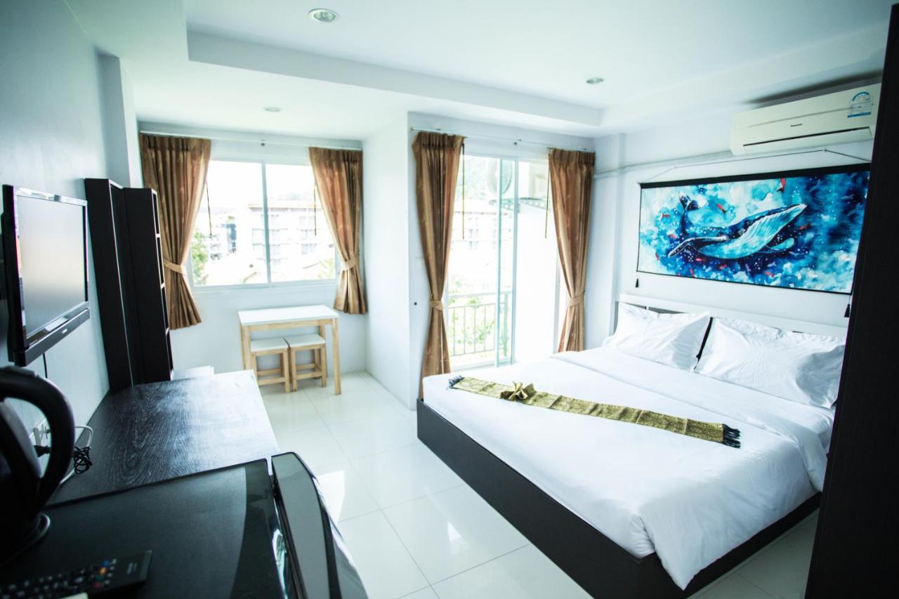 Happy 99 Guest House Patong Bagian luar foto